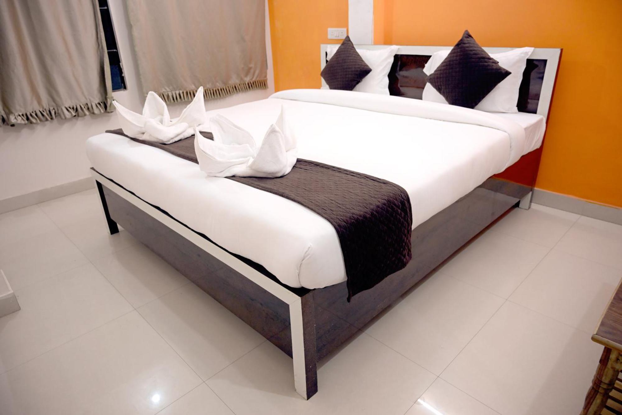 R P Residency * Varanasi